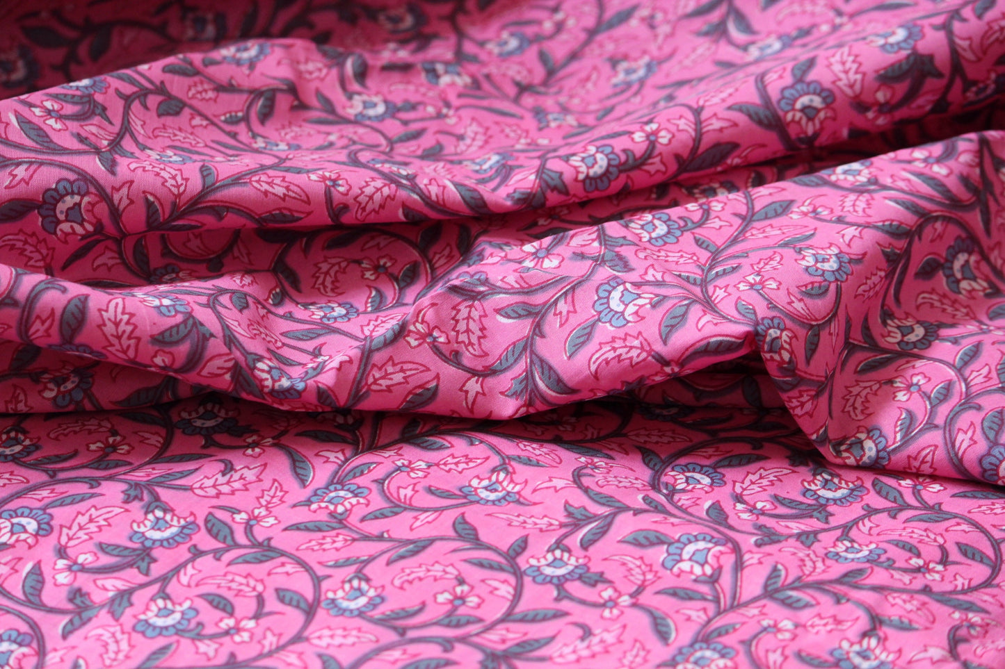 1 yard-Rose pink printed cotton printed fabric by the yard-blue floral print fabric-floral fabric-Blue floral print