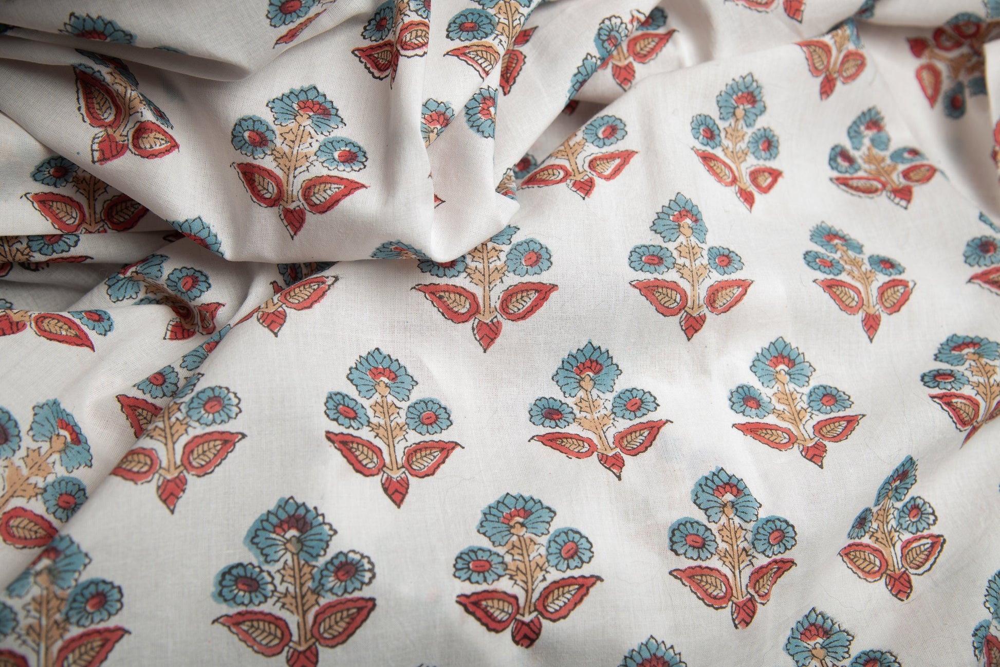 1 yard-Teal and red floral motif hand block printed cotton fabric-tote bag fabric/girls dress fabric/quilting/decor/women's dress