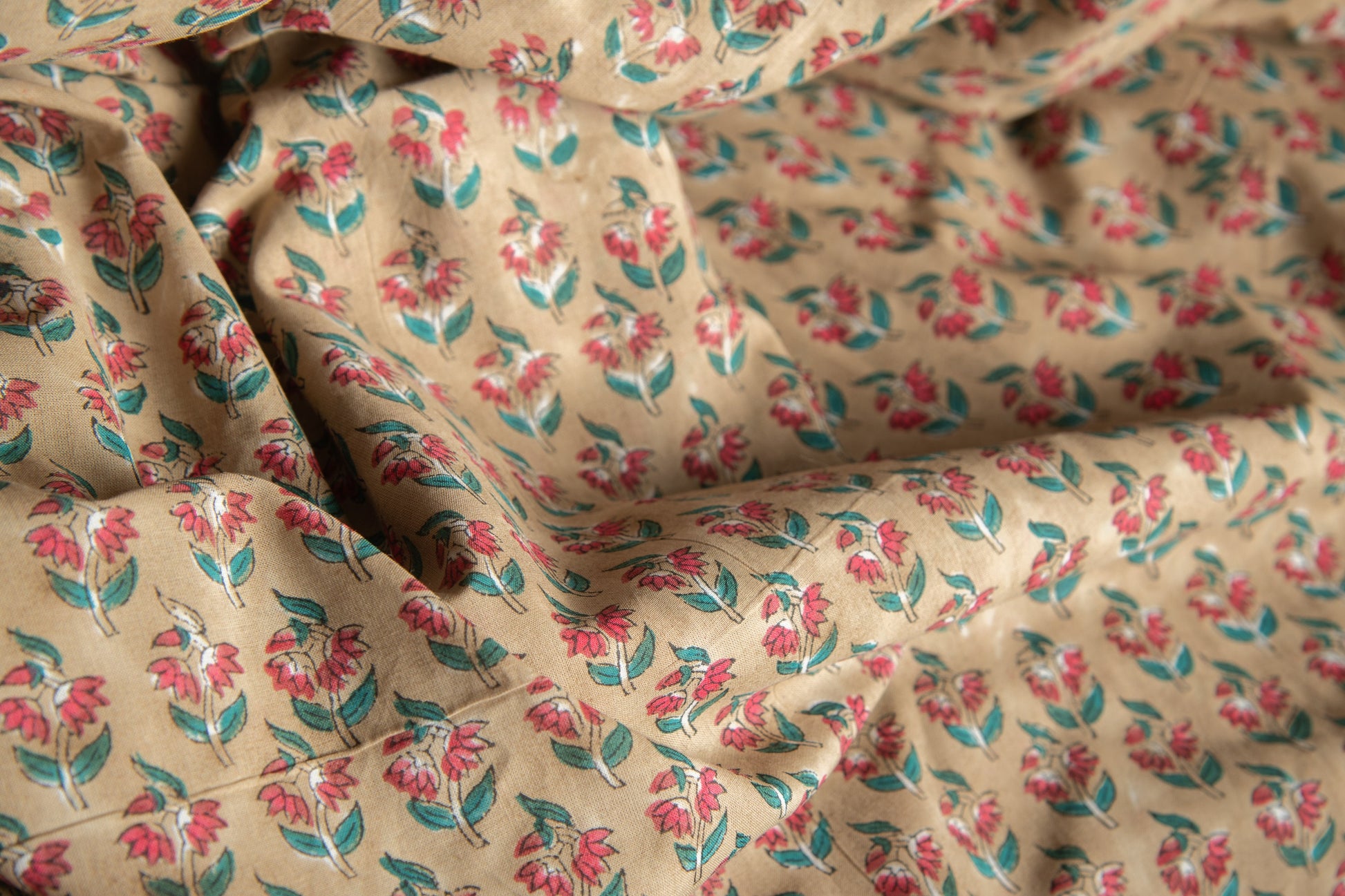 1 yard-Ditsy pink red floral teal leaf hand block printed cotton fabric-tote bag fabric/girls dress fabric/quilting/decor/women's dress