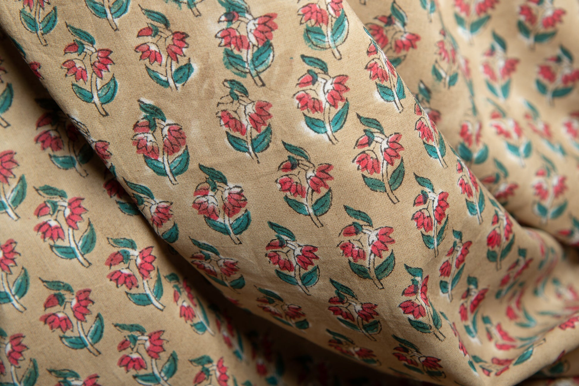 1 yard-Ditsy pink red floral teal leaf hand block printed cotton fabric-tote bag fabric/girls dress fabric/quilting/decor/women's dress