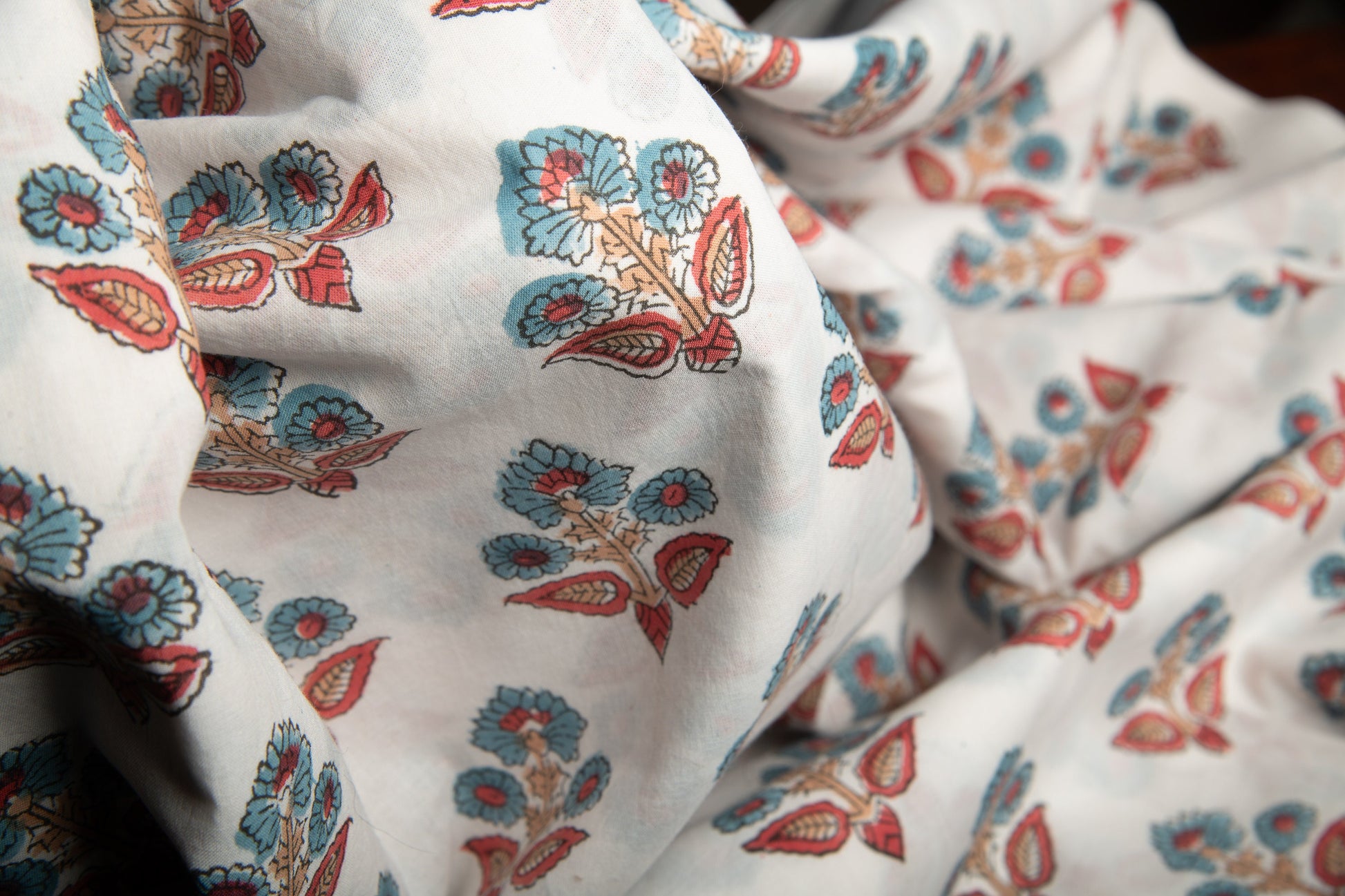 1 yard-Teal and red floral motif hand block printed cotton fabric-tote bag fabric/girls dress fabric/quilting/decor/women's dress