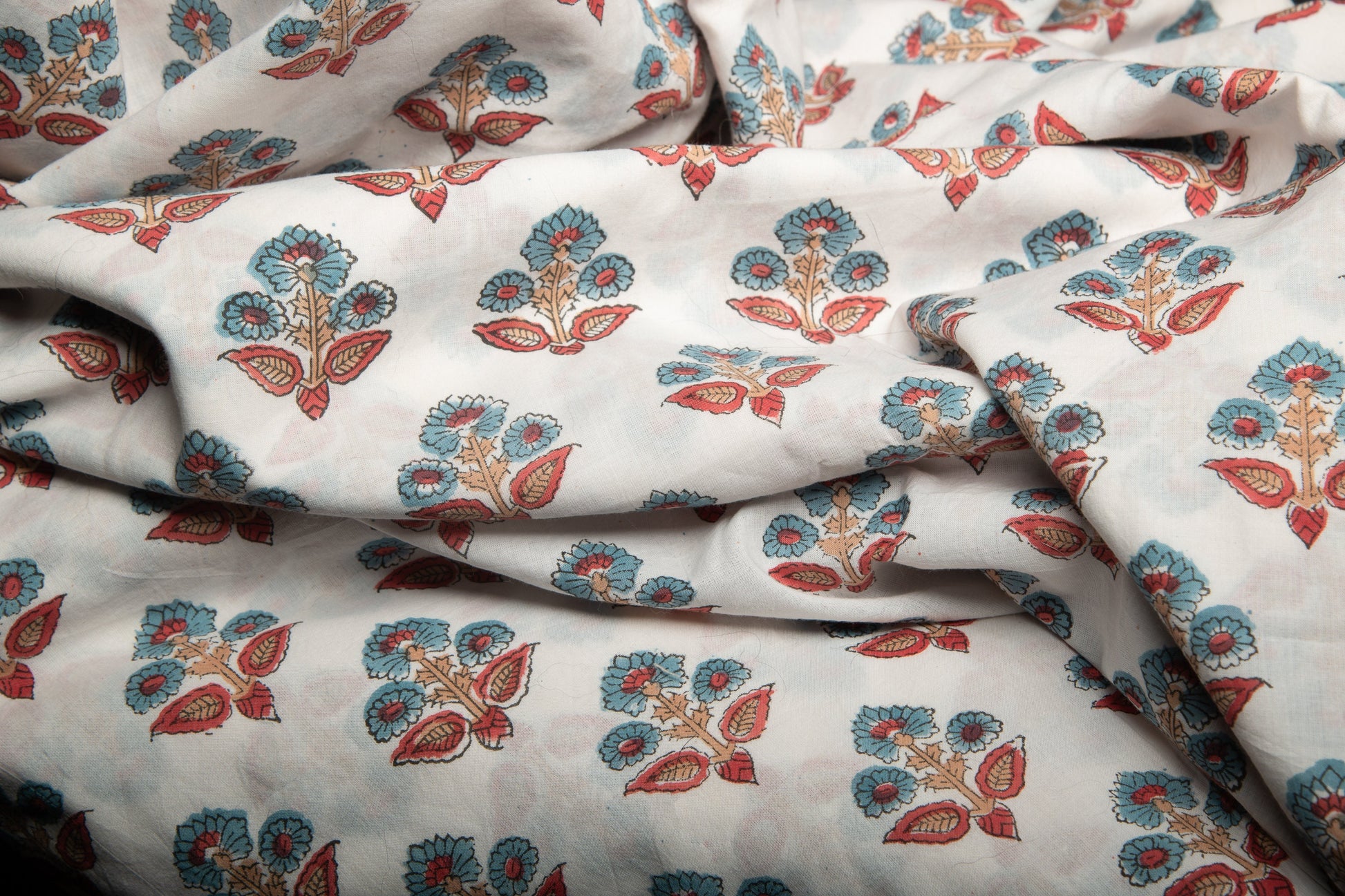 1 yard-Teal and red floral motif hand block printed cotton fabric-tote bag fabric/girls dress fabric/quilting/decor/women's dress