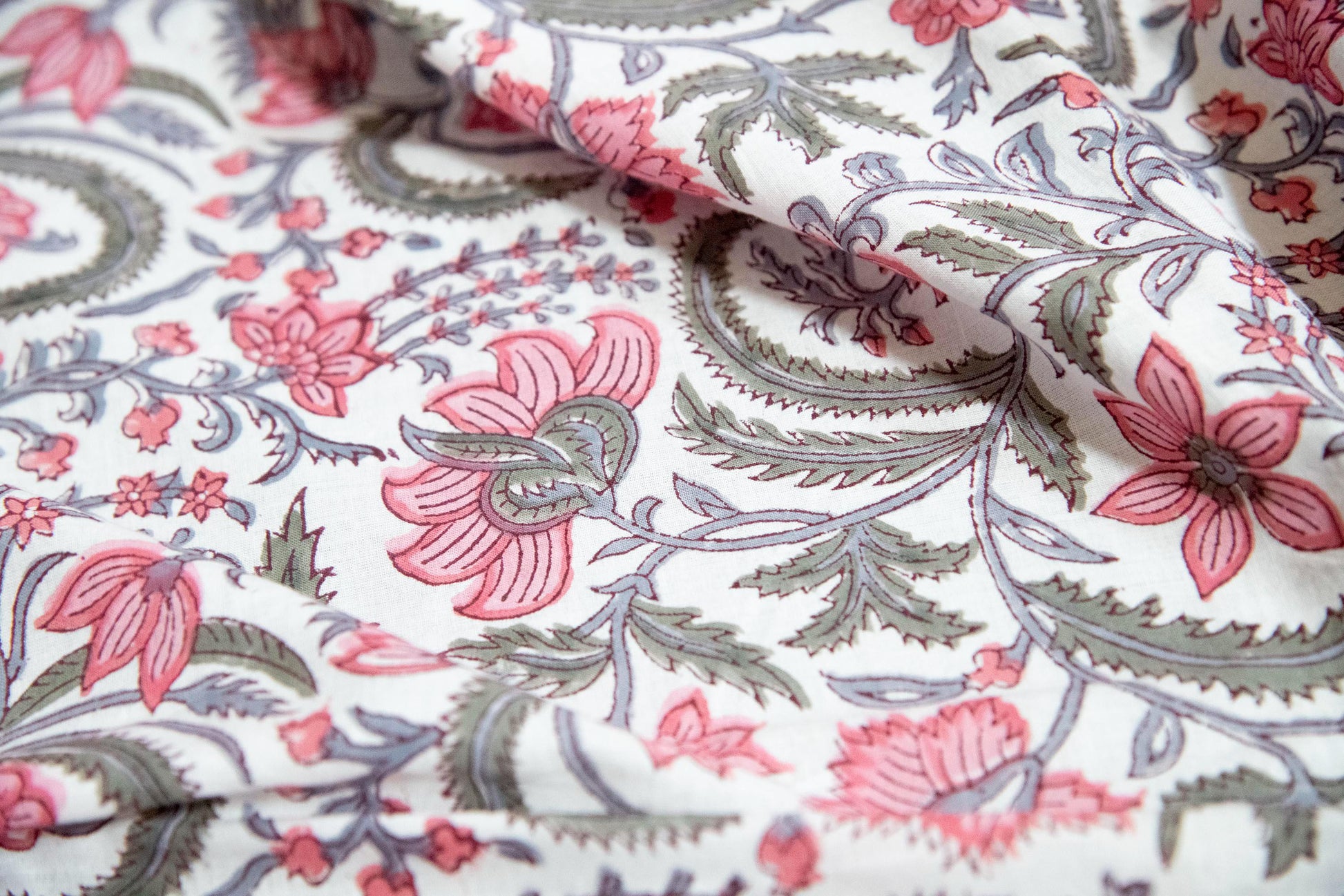 1 yard-Pink red floral vines with grey leaves hand block printed cotton fabric-dress fabric/quilting/decor/hair accessories fabric