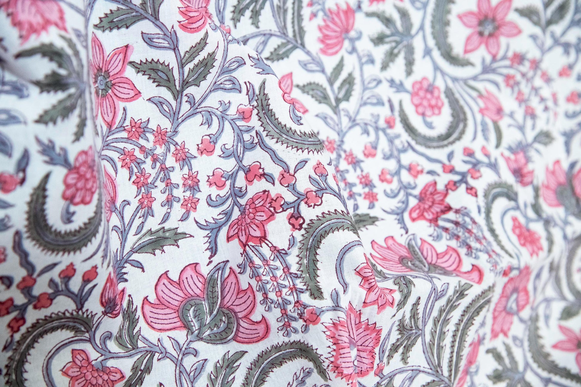 1 yard-Pink red floral vines with grey leaves hand block printed cotton fabric-dress fabric/quilting/decor/hair accessories fabric