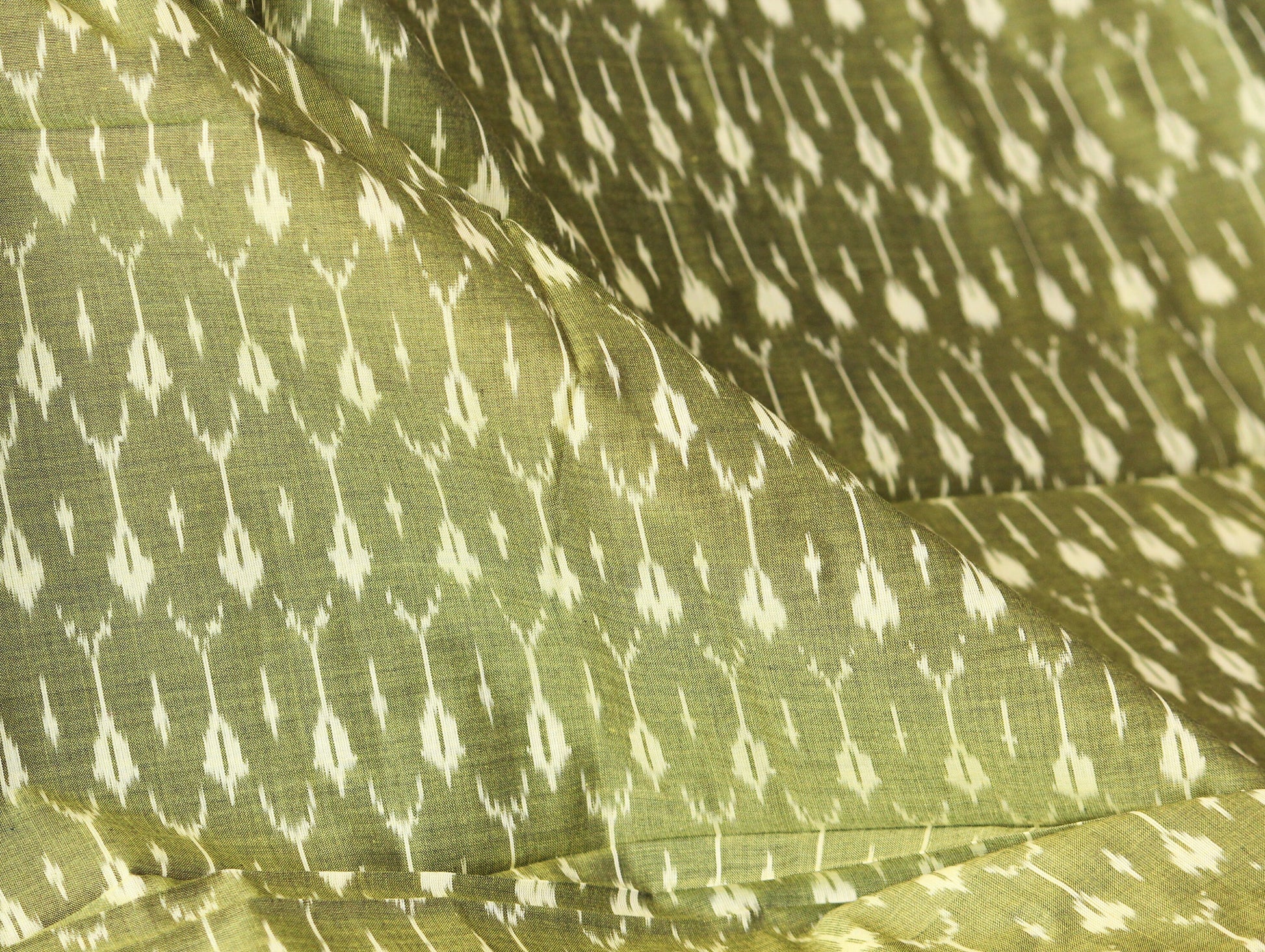 1 yard-Olive green woven iridescent cotton ikat fabric-Green geometric fabric with sheen-yarn dyed fabric-shiny ikat fabric dyed cotton