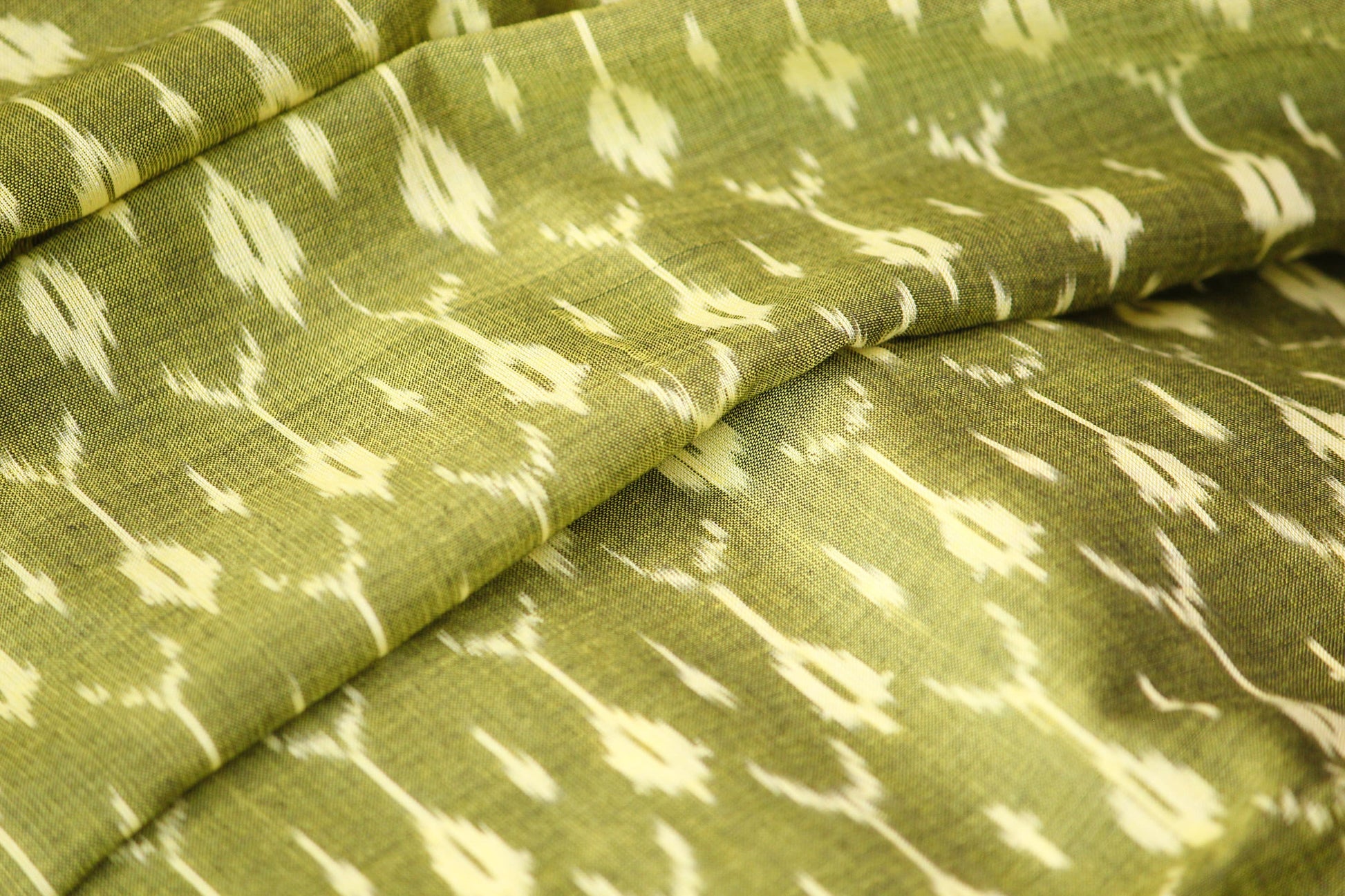 1 yard-Olive green woven iridescent cotton ikat fabric-Green geometric fabric with sheen-yarn dyed fabric-shiny ikat fabric dyed cotton