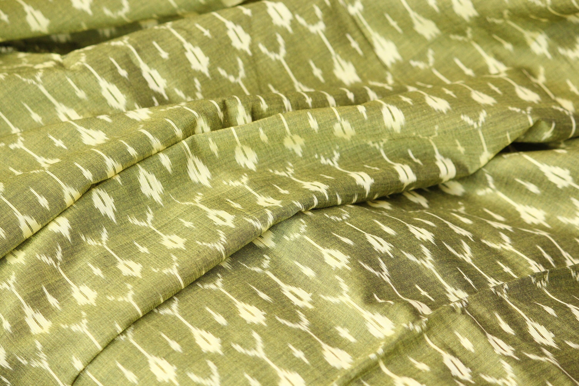 1 yard-Olive green woven iridescent cotton ikat fabric-Green geometric fabric with sheen-yarn dyed fabric-shiny ikat fabric dyed cotton