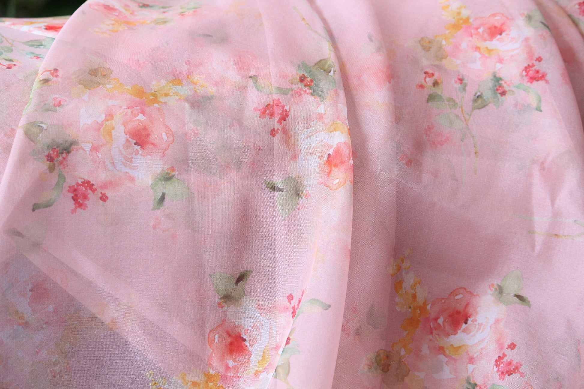 1 yard-Peach pink organza fabric by the yard-Bright watercolor look floral printed organza fabric-floral fabric-print Red roses-sheer fabric