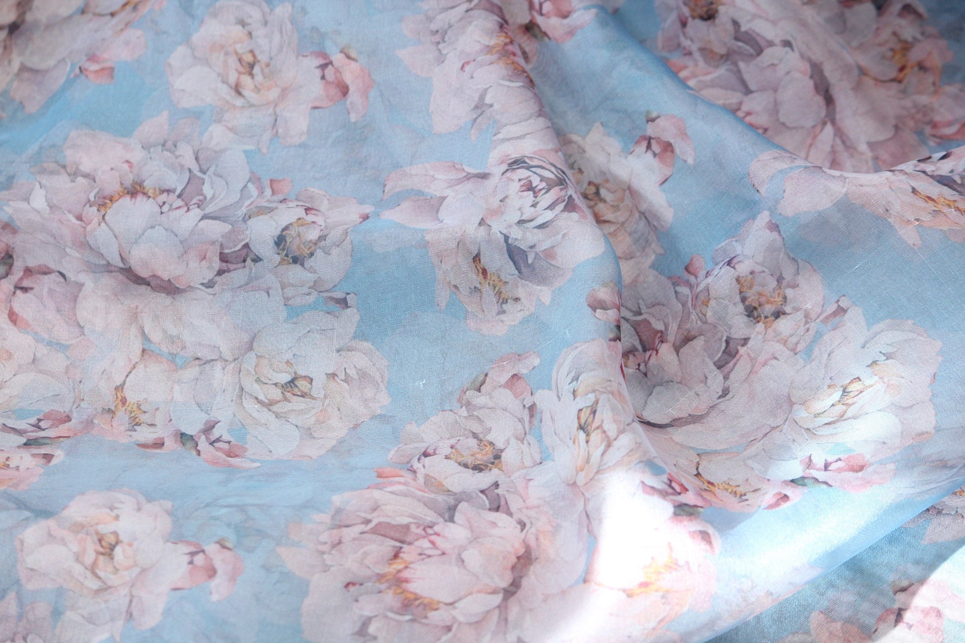 Organza fabric by the yard-Gorgeous watercolor look roses printed organza  fabric
