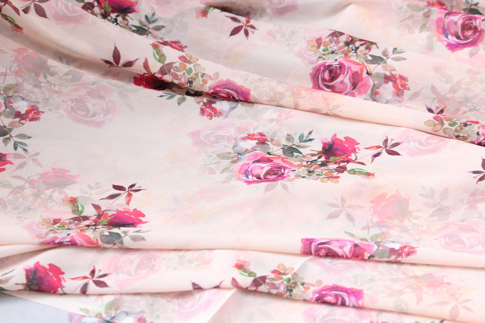 1 yard-Ivory cream chiffon-Gorgeous watercolor look roses printed organza fabric-floral fabric-bridesmaid fabric-lingerie chiffon print